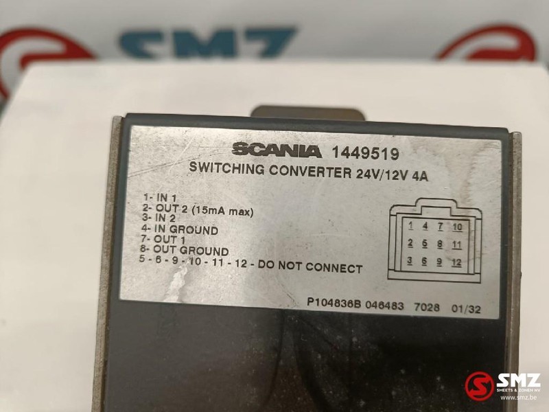 Scania Occ Ecu omvormer 24V/12V 4A Scania - Bloc de gestion pour Camion: photos 2 Scania Occ Ecu omvormer 24V/12V 4A Scania - Bloc de gestion pour Camion: photos 2