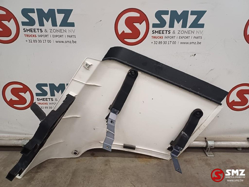 Scania Occ cabinespoiler rechts Scania - Aérodynamique/ Spoilers pour Camion: photos 2 Scania Occ cabinespoiler rechts Scania - Aérodynamique/ Spoilers pour Camion: photos 2