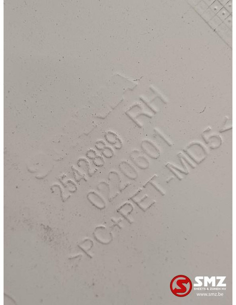 Scania Occ cabinespoiler rechts Scania - Aérodynamique/ Spoilers pour Camion: photos 3 Scania Occ cabinespoiler rechts Scania - Aérodynamique/ Spoilers pour Camion: photos 3