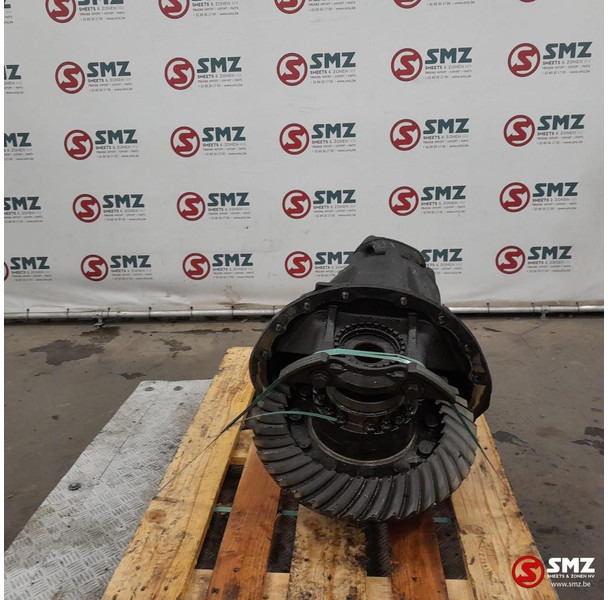 Scania Occ differentiëel R780 i:2,71 Scania - Différentiel pour Camion: photos 3 Scania Occ differentiëel R780 i:2,71 Scania - Différentiel pour Camion: photos 3