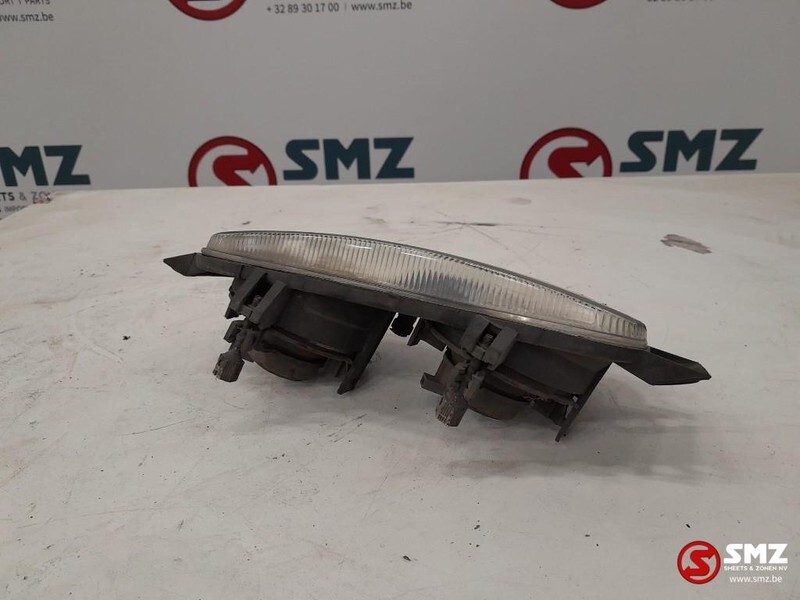 Scania Occ mistlicht Scania 1529070 - Feu anti-brouillard pour Camion: photos 3 Scania Occ mistlicht Scania 1529070 - Feu anti-brouillard pour Camion: photos 3