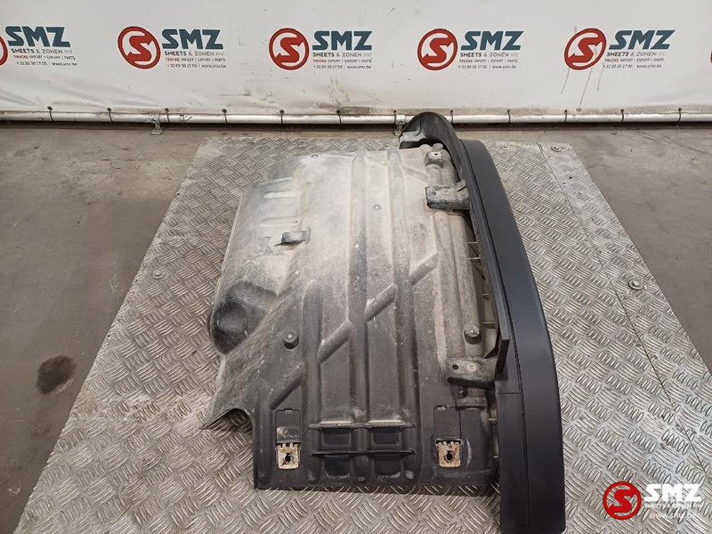 Scania Occ spatbord rechts vooraan Scania - Carrosserie et extérieur pour Camion: photos 4 Scania Occ spatbord rechts vooraan Scania - Carrosserie et extérieur pour Camion: photos 4