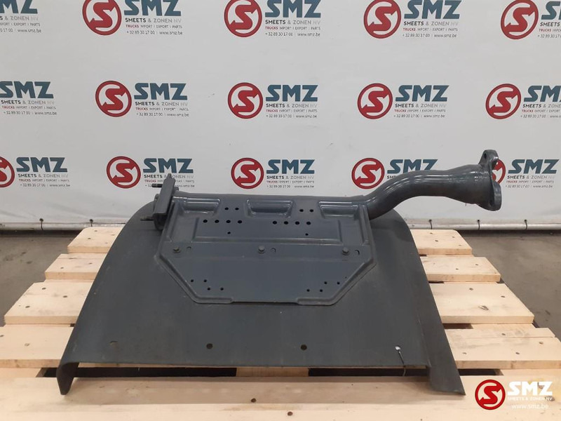 Scania Occ spatbord rechtsvoor /linksachter met sideskirt - Carrosserie et extérieur pour Camion: photos 4 Scania Occ spatbord rechtsvoor /linksachter met sideskirt - Carrosserie et extérieur pour Camion: photos 4