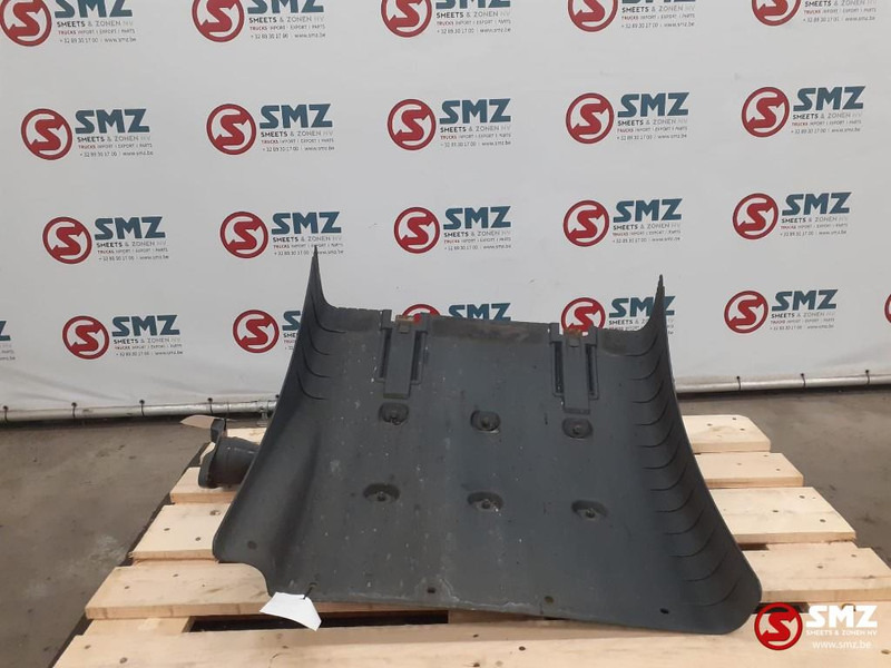 Scania Occ spatbord rechtsvoor /linksachter met sideskirt - Carrosserie et extérieur pour Camion: photos 5 Scania Occ spatbord rechtsvoor /linksachter met sideskirt - Carrosserie et extérieur pour Camion: photos 5