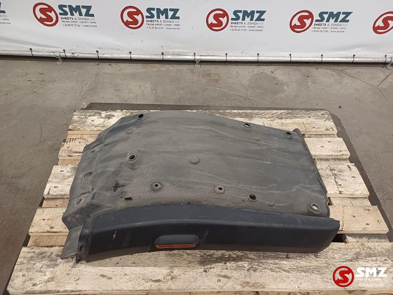 Scania Occ voorspatbord rechts Scania - Carrosserie et extérieur pour Camion: photos 3 Scania Occ voorspatbord rechts Scania - Carrosserie et extérieur pour Camion: photos 3