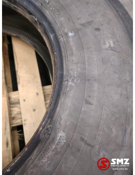 Semperit Occ vrachtwagenband Semperit Runner 315/80R22.5 - Pneu pour Camion: photos 4 Semperit Occ vrachtwagenband Semperit Runner 315/80R22.5 - Pneu pour Camion: photos 4