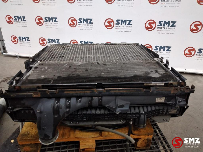 Volvo Occ Radiator met intercooler Volvo FH12 - Radiateur pour Camion: photos 1 Volvo Occ Radiator met intercooler Volvo FH12 - Radiateur pour Camion: photos 1