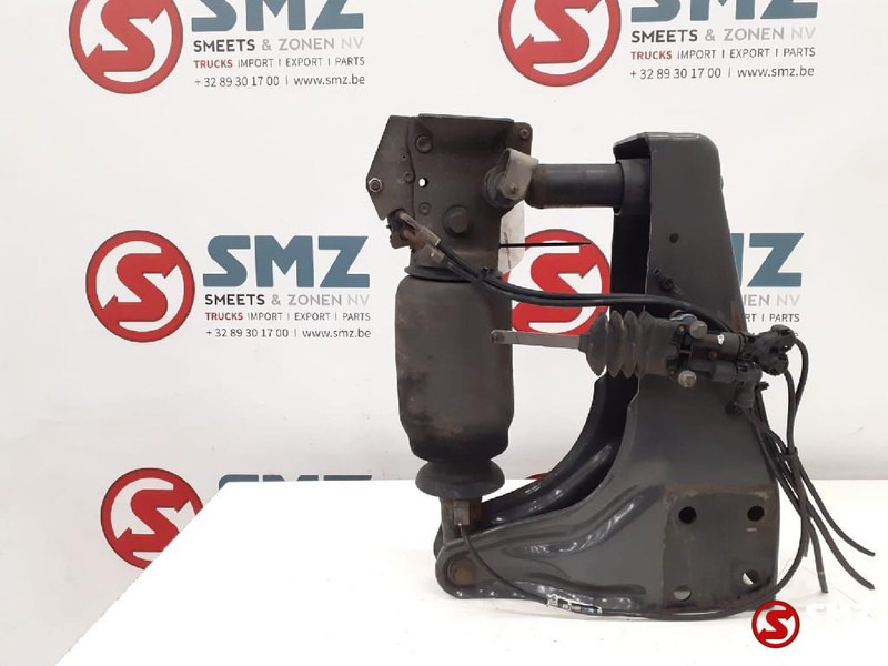 Volvo Occ cabineschokdemper + bevestiging links Volvo - Amortisseurs pour Camion: photos 2 Volvo Occ cabineschokdemper + bevestiging links Volvo - Amortisseurs pour Camion: photos 2