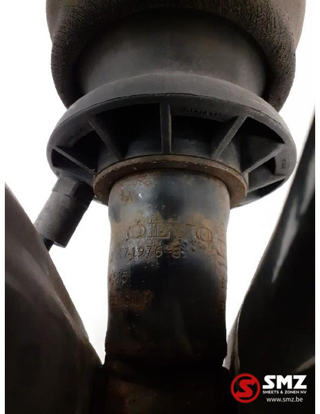 Volvo Occ cabineschokdemper + bevestiging links Volvo - Amortisseurs pour Camion: photos 5 Volvo Occ cabineschokdemper + bevestiging links Volvo - Amortisseurs pour Camion: photos 5