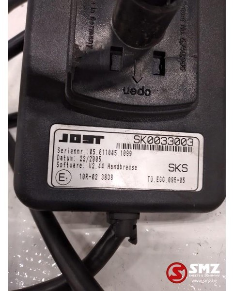Jost Occ bediening koppelschotel Jost - Système électrique pour Camion: photos 3 Jost Occ bediening koppelschotel Jost - Système électrique pour Camion: photos 3