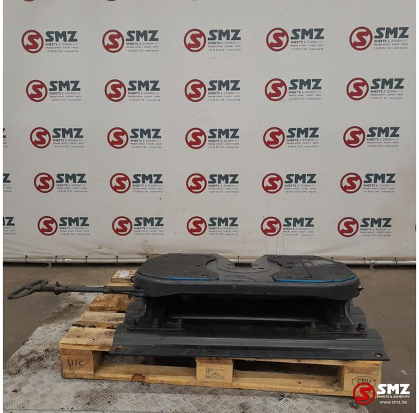 Jost Occ koppelschotel JSK37C + montageplaat JOST - Sellette d'attelage pour Camion: photos 2 Jost Occ koppelschotel JSK37C + montageplaat JOST - Sellette d'attelage pour Camion: photos 2