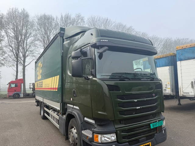 Scania R450 - Camion à rideaux coulissants: photos 2 Scania R450 - Camion à rideaux coulissants: photos 2