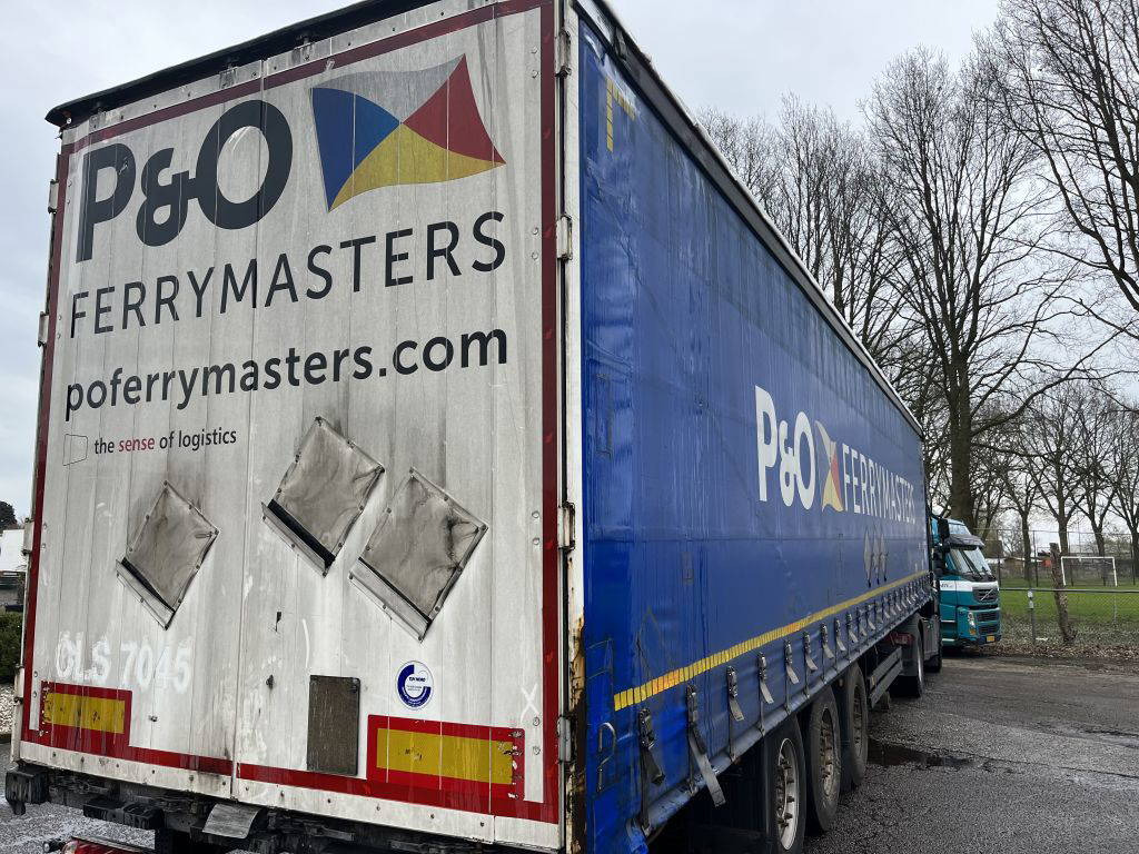 Schmitz Cargobull Coil - Camion à rideaux coulissants: photos 4 Schmitz Cargobull Coil - Camion à rideaux coulissants: photos 4