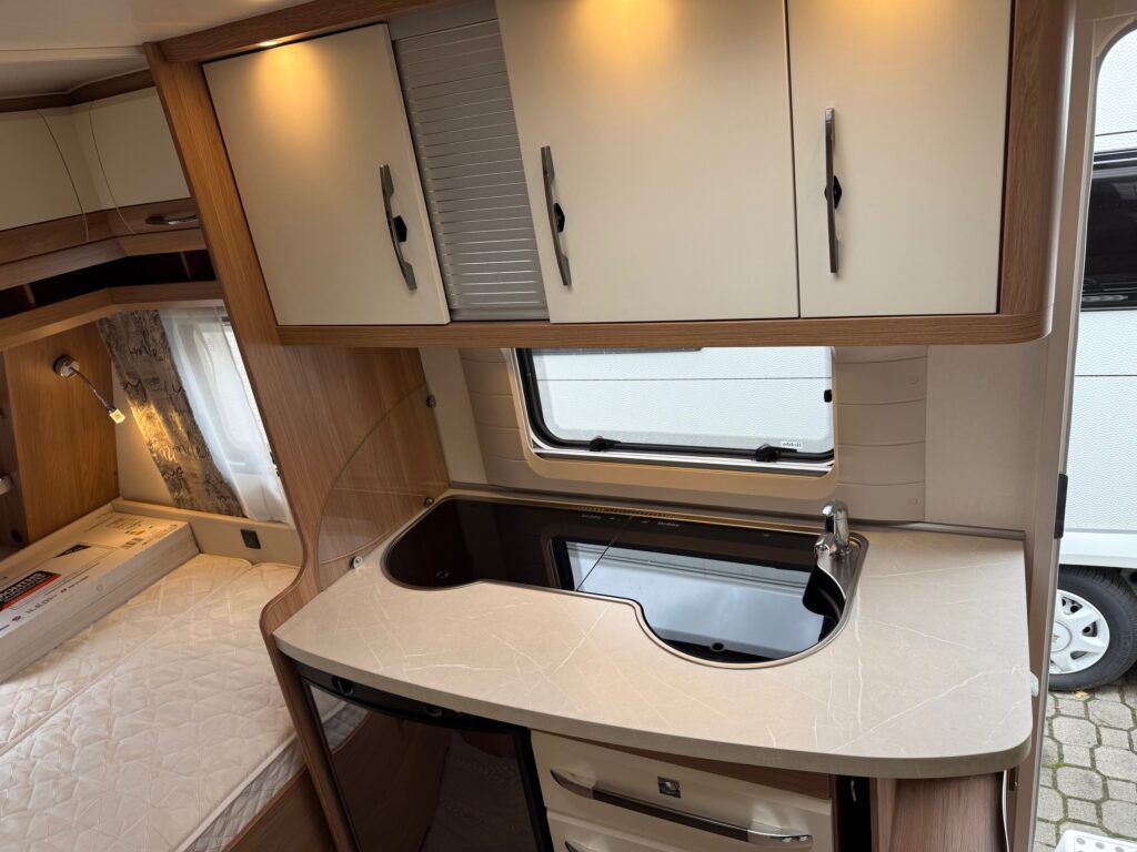 Caravane Hobby De Luxe 455 UF 2020: photos 14 Caravane Hobby De Luxe 455 UF 2020: photos 14