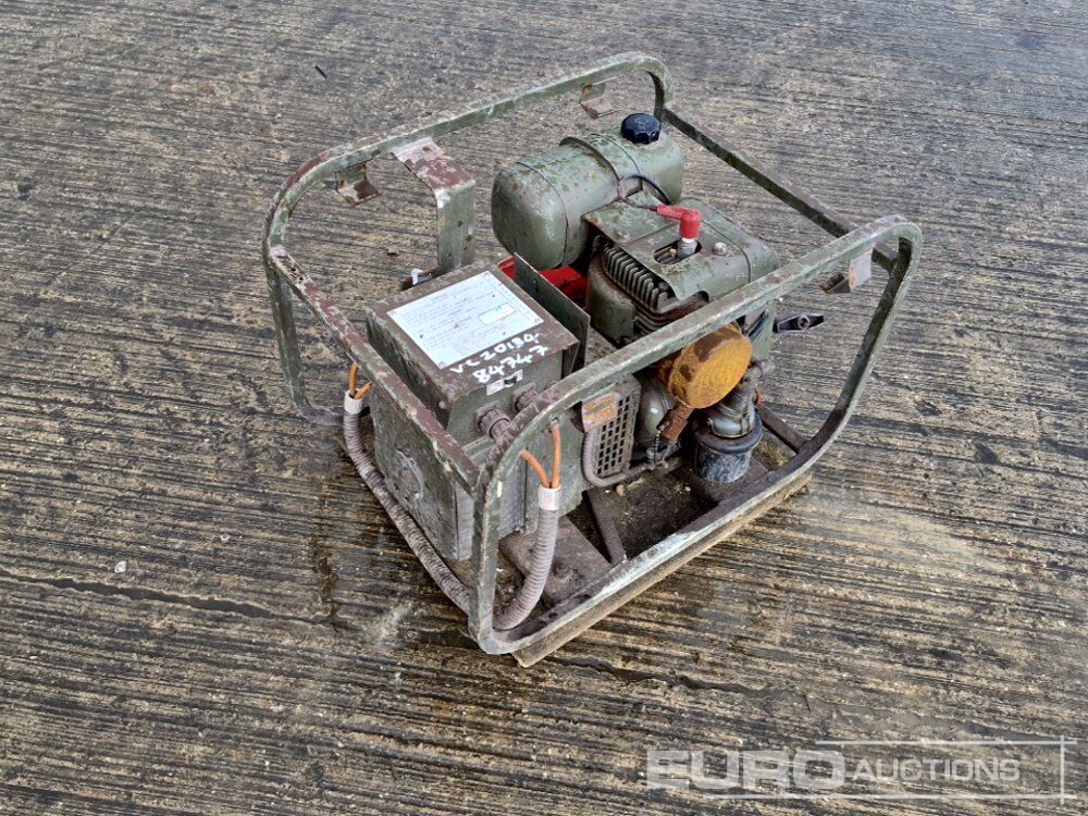 1.1kVA Generator, Villiers Engine - Groupe électrogène: photos 5 1.1kVA Generator, Villiers Engine - Groupe électrogène: photos 5