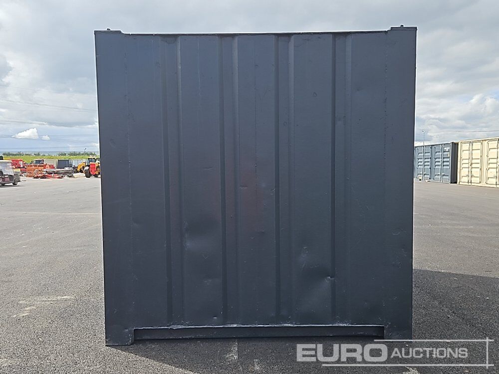 10' x 8' Container, 1 End Door(Cannot Be Reconsigned) - Conteneur maritime: photos 4 10' x 8' Container, 1 End Door(Cannot Be Reconsigned) - Conteneur maritime: photos 4