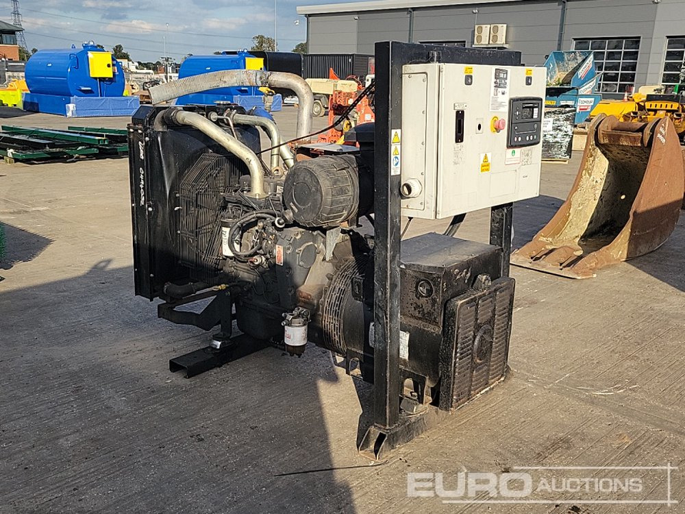 100kVA Generator, Iveco Engine - Groupe électrogène: photos 3 100kVA Generator, Iveco Engine - Groupe électrogène: photos 3
