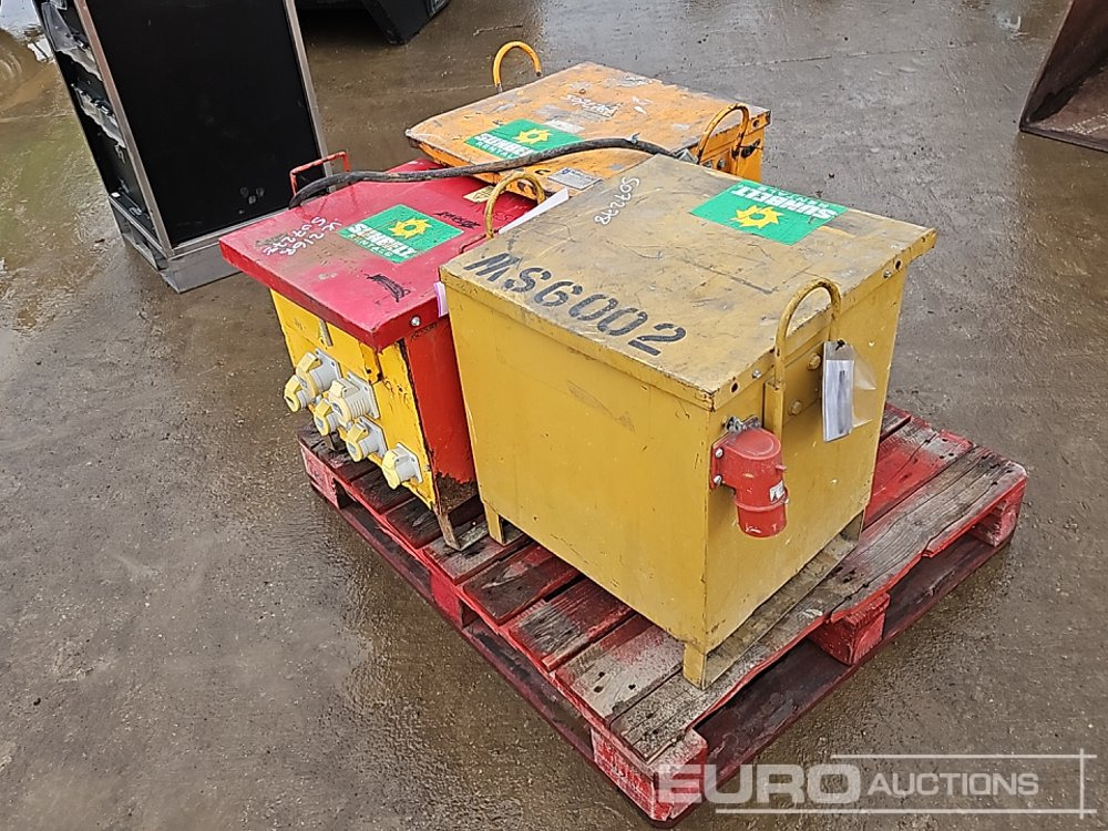 110 Volt Transformer (3 of) - Matériel de chantier: photos 3 110 Volt Transformer (3 of) - Matériel de chantier: photos 3