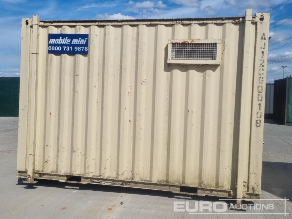 12' x 9' Toilet Block - Conteneur maritime: photos 4 12' x 9' Toilet Block - Conteneur maritime: photos 4