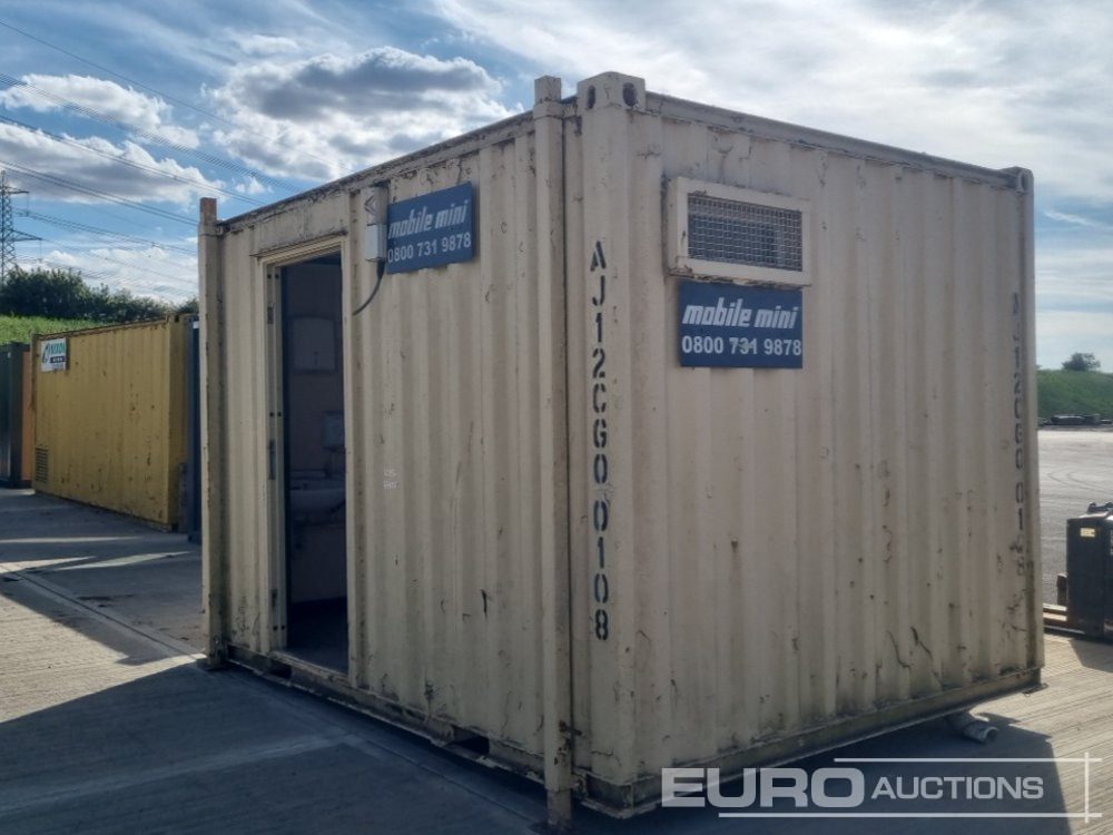 12' x 9' Toilet Block - Conteneur maritime: photos 1 12' x 9' Toilet Block - Conteneur maritime: photos 1