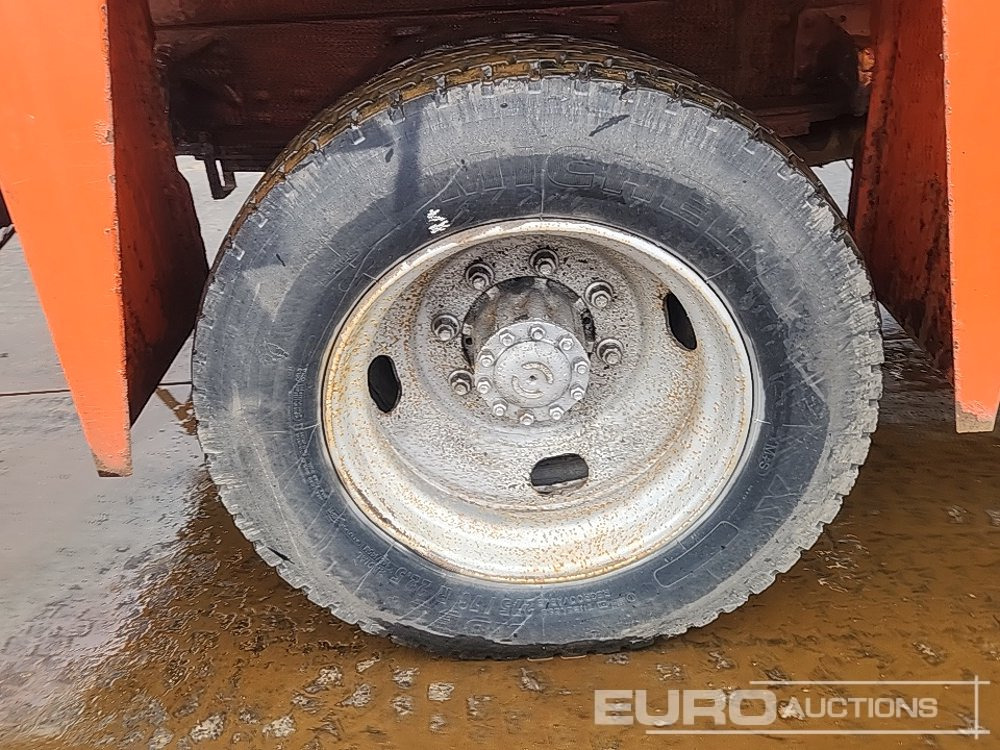Camion citerne 1995 Volvo FL6 14: photos 7