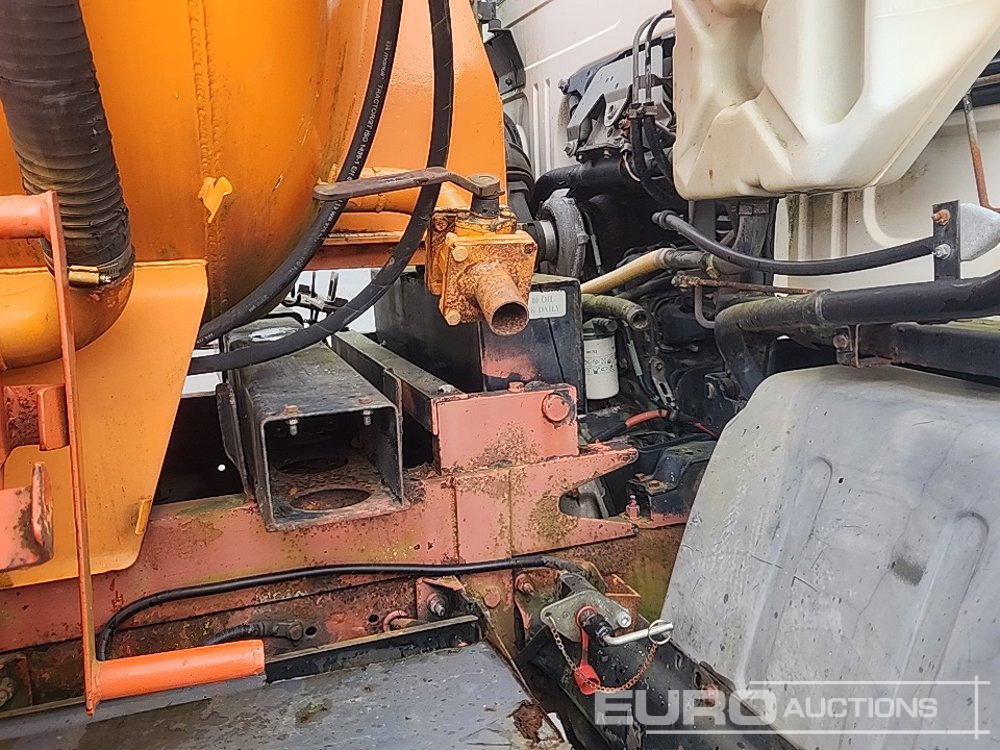 Camion citerne 1995 Volvo FL6 14: photos 21