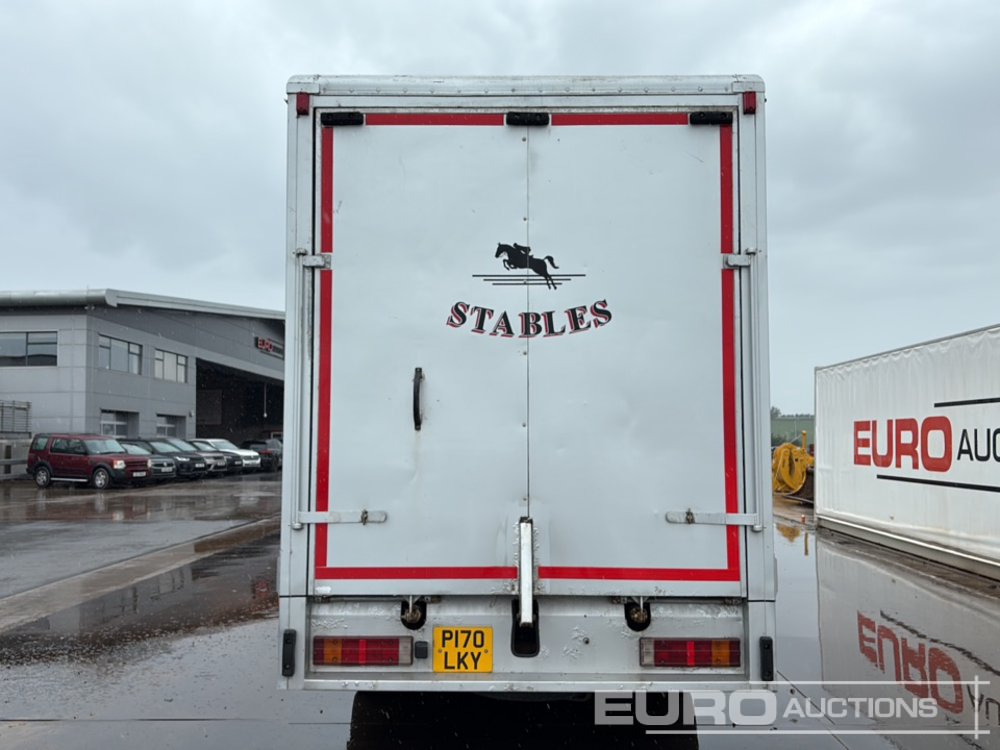 1997 Mercedes 612D - Camion bétaillère: photos 4 1997 Mercedes 612D - Camion bétaillère: photos 4