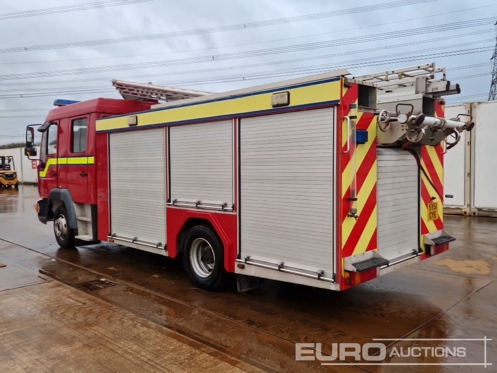 2001 MAN 4x2 Fire Engine, Manual Gearbox (Reg. Docs. Available) - Camion de pompier: photos 3 2001 MAN 4x2 Fire Engine, Manual Gearbox (Reg. Docs. Available) - Camion de pompier: photos 3