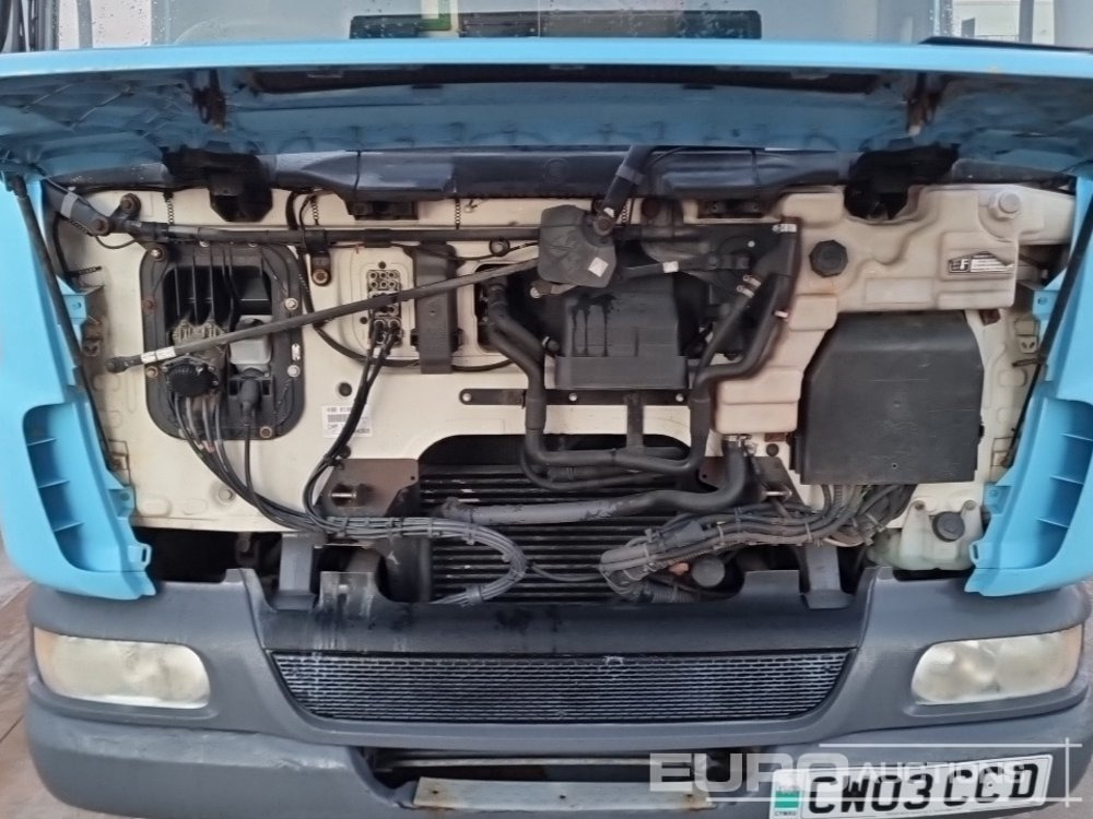 Camion citerne 2003 DAF LF45.180: photos 23