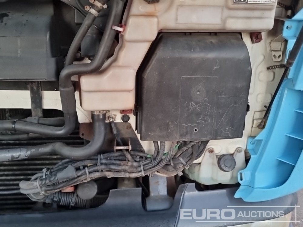 Camion citerne 2003 DAF LF45.180: photos 24