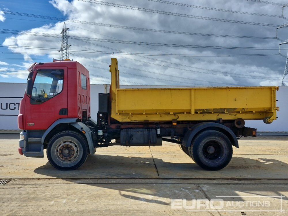 2004 DAF LF55.220 - Camion ampliroll: photos 2 2004 DAF LF55.220 - Camion ampliroll: photos 2