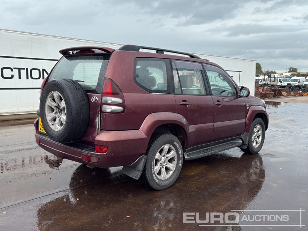 2005 Toyota Land Cruiser - SUV: photos 5 2005 Toyota Land Cruiser - SUV: photos 5