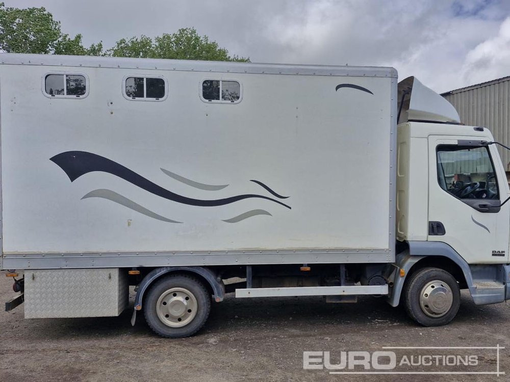 2006 DAF 45.150 - Camion bétaillère: photos 3 2006 DAF 45.150 - Camion bétaillère: photos 3