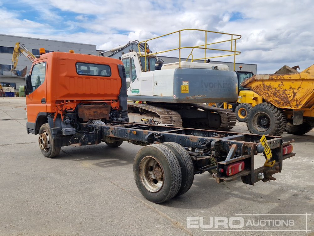 2007 Mitsubishi Fuso - Châssis cabine: photos 3 2007 Mitsubishi Fuso - Châssis cabine: photos 3