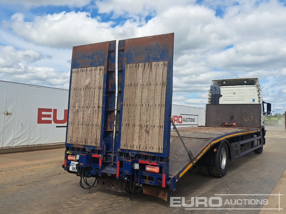 2007 Volvo FM9 - Camion plateau: photos 5 2007 Volvo FM9 - Camion plateau: photos 5