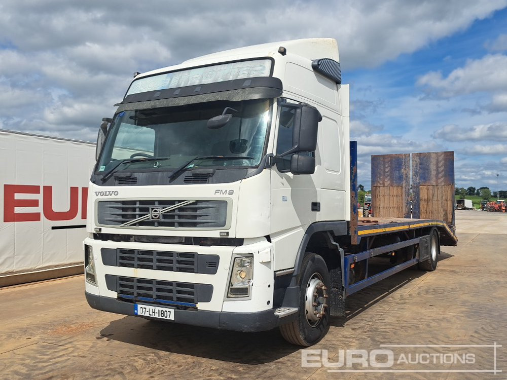 2007 Volvo FM9 - Camion plateau: photos 1 2007 Volvo FM9 - Camion plateau: photos 1