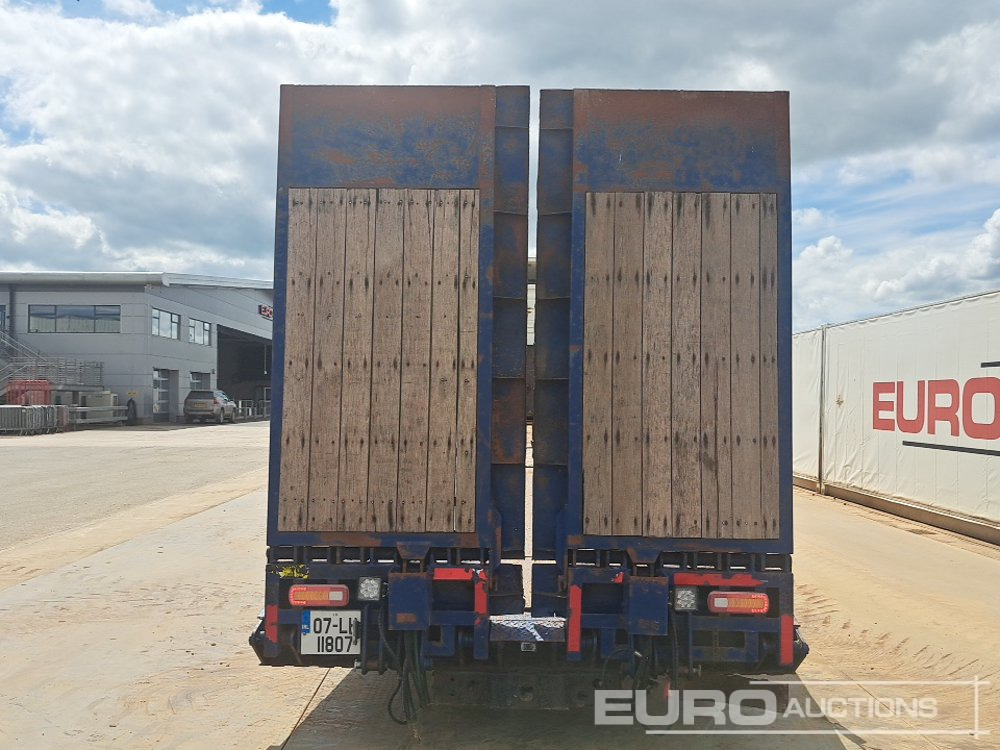 2007 Volvo FM9 - Camion plateau: photos 4 2007 Volvo FM9 - Camion plateau: photos 4