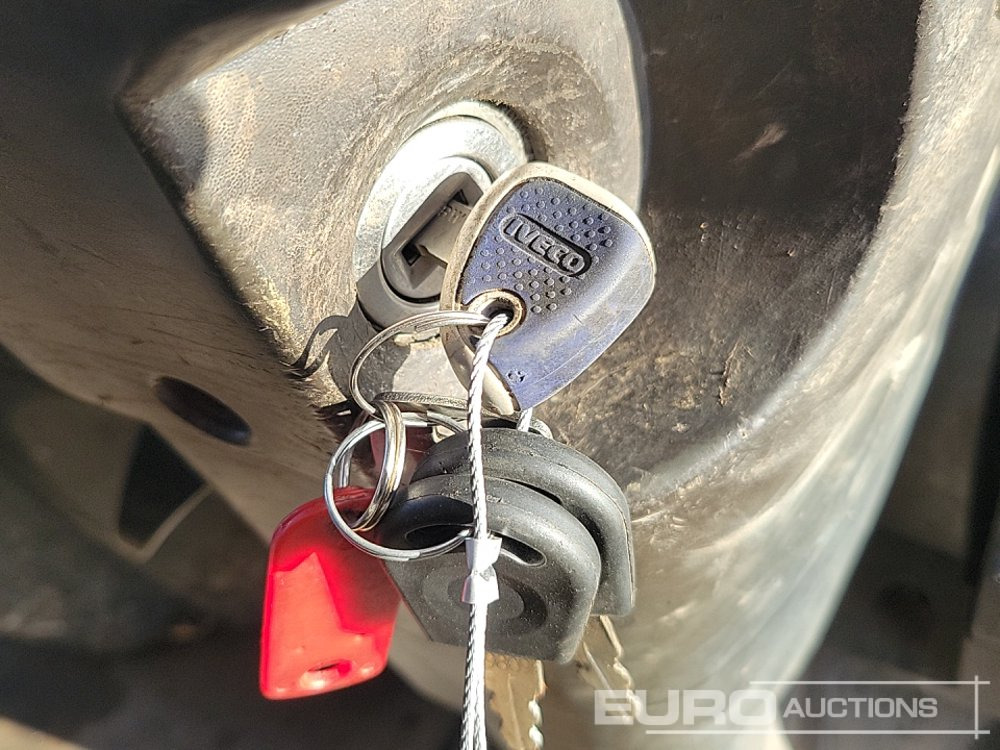 Camion benne 2009 Iveco ML75E16: photos 29