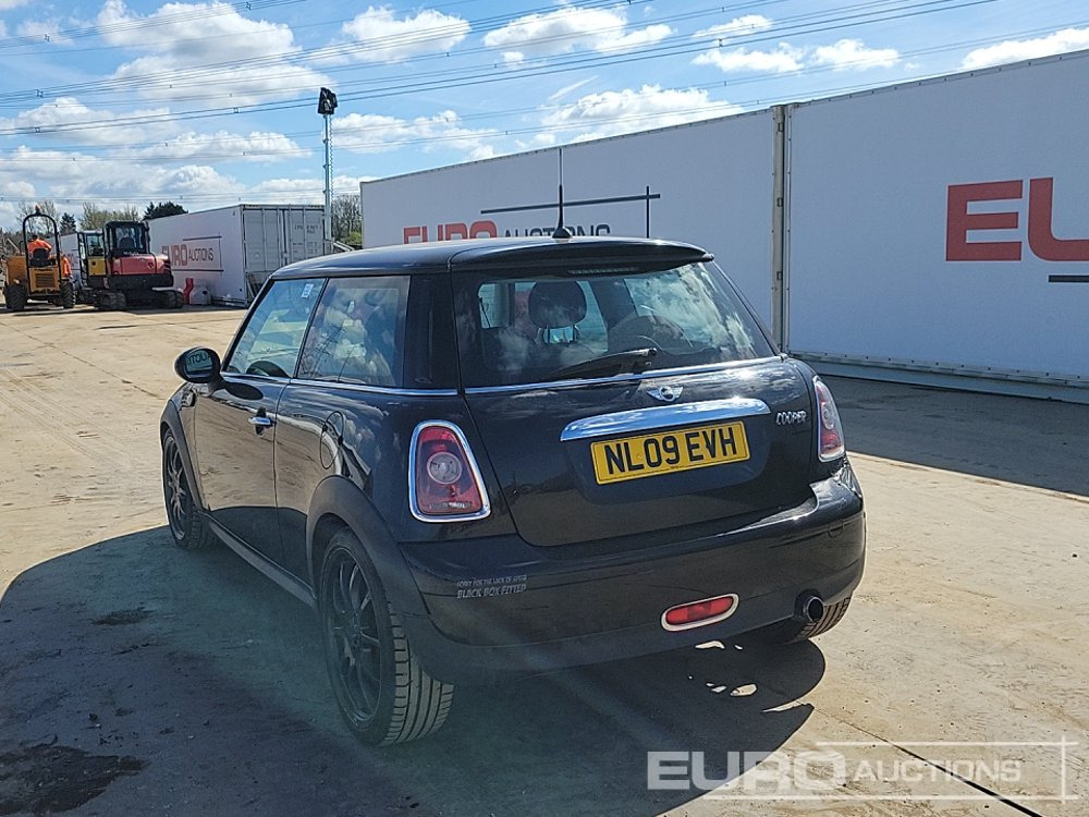 2009 Mini Cooper - Voiture: photos 3 2009 Mini Cooper - Voiture: photos 3