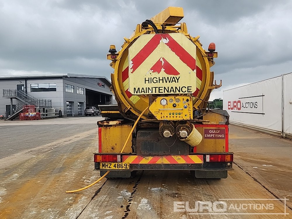 2010 Iveco 180E25 - Semi-remorque citerne: photos 4 2010 Iveco 180E25 - Semi-remorque citerne: photos 4