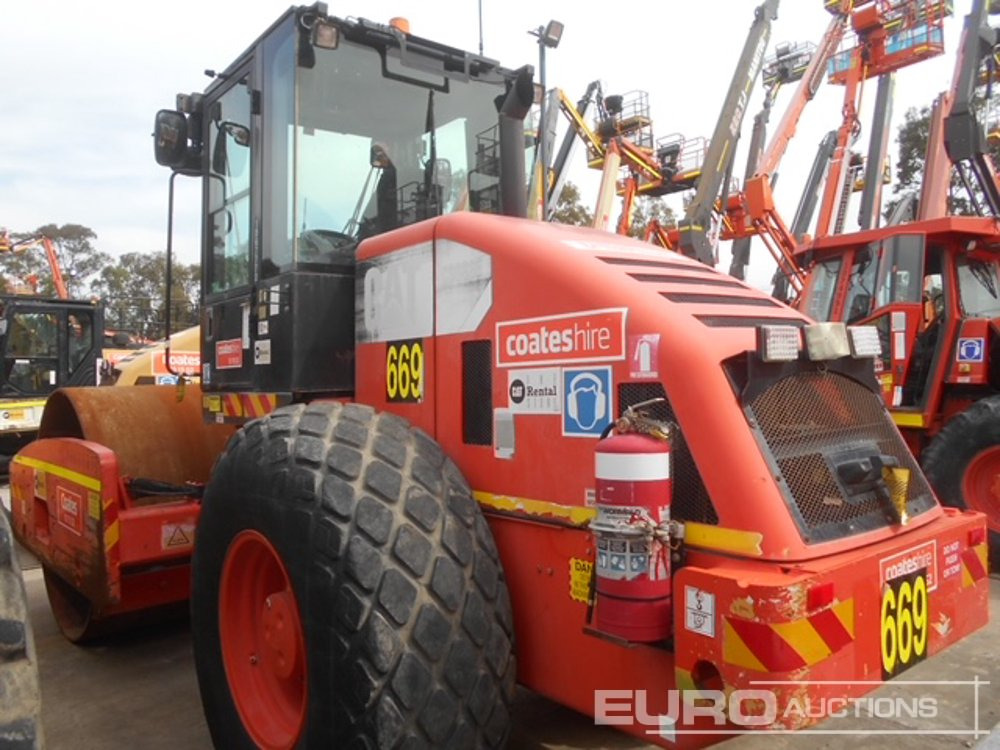 2011 CAT CS533E - Compacteur: photos 2 2011 CAT CS533E - Compacteur: photos 2