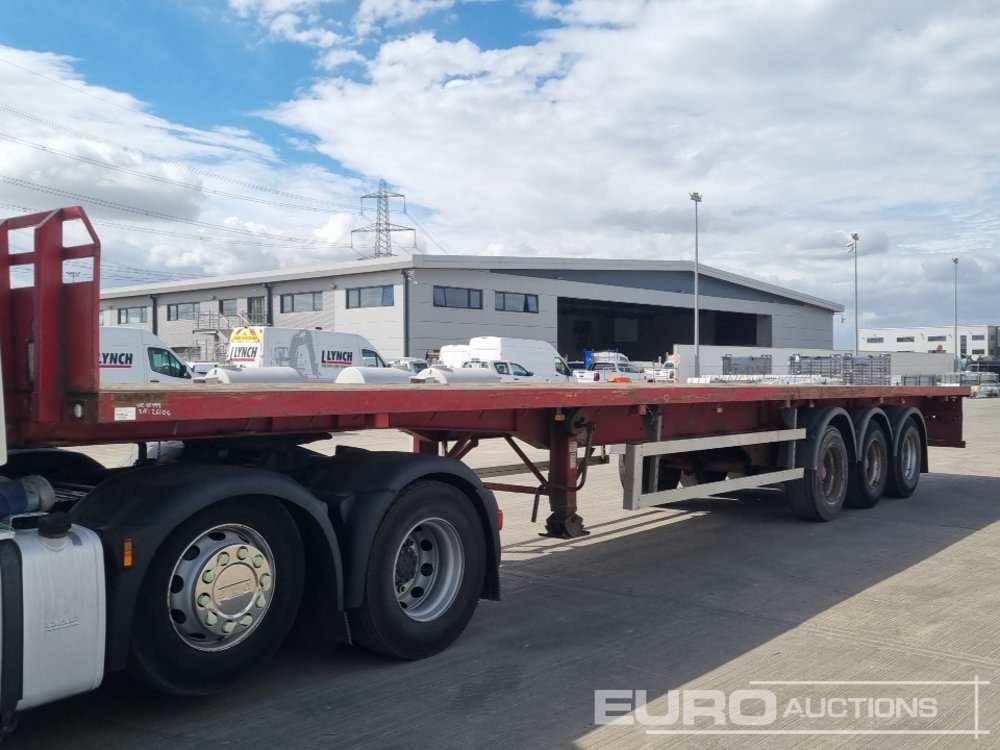 2011 Dennison Tri Axle Flatbed Trailer - Semi-remorque plateau: photos 1 2011 Dennison Tri Axle Flatbed Trailer - Semi-remorque plateau: photos 1