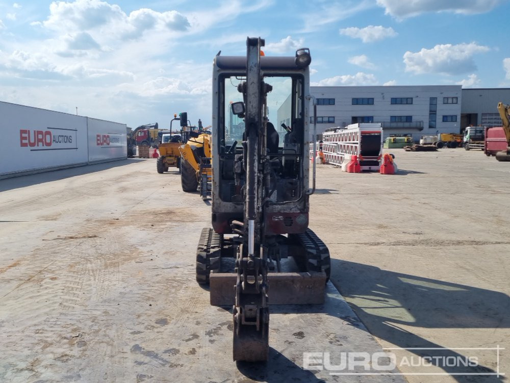 Mini pelle 2011 Takeuchi TB016: photos 10