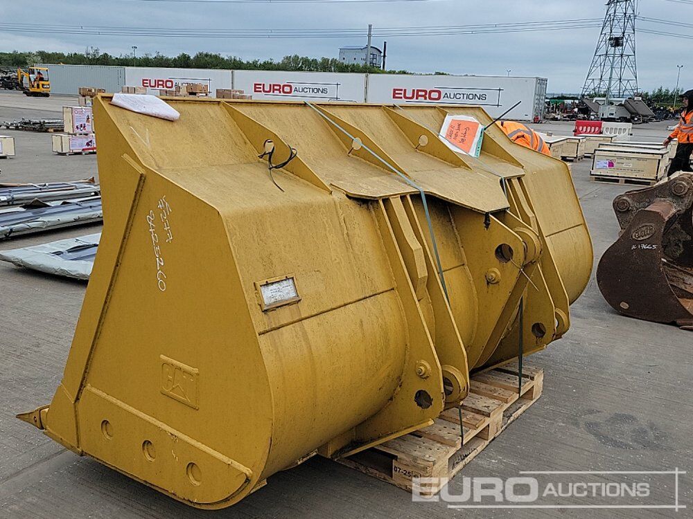 2012 CAT 104" Loading Bucket to suit Wheeled Loader - Godet: photos 3 2012 CAT 104" Loading Bucket to suit Wheeled Loader - Godet: photos 3