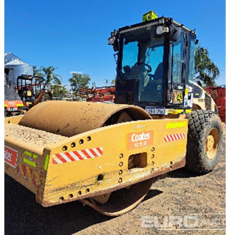 2012 CAT CP76 - Compacteur: photos 1 2012 CAT CP76 - Compacteur: photos 1