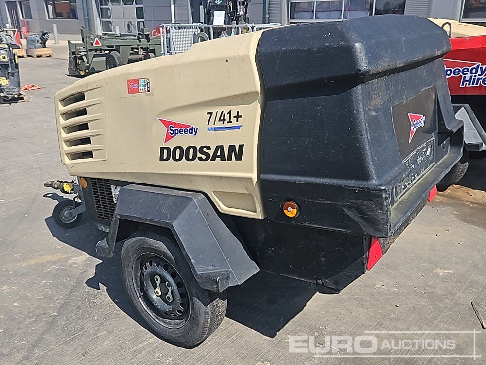 2012 Doosan 741+ - Compresseur d'air: photos 3 2012 Doosan 741+ - Compresseur d'air: photos 3