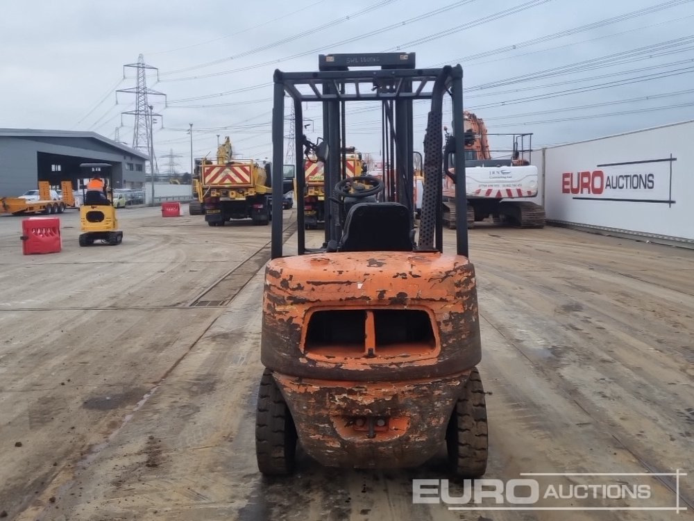 2012 Doosan D30S-5 - Chariot élévateur: photos 4 2012 Doosan D30S-5 - Chariot élévateur: photos 4