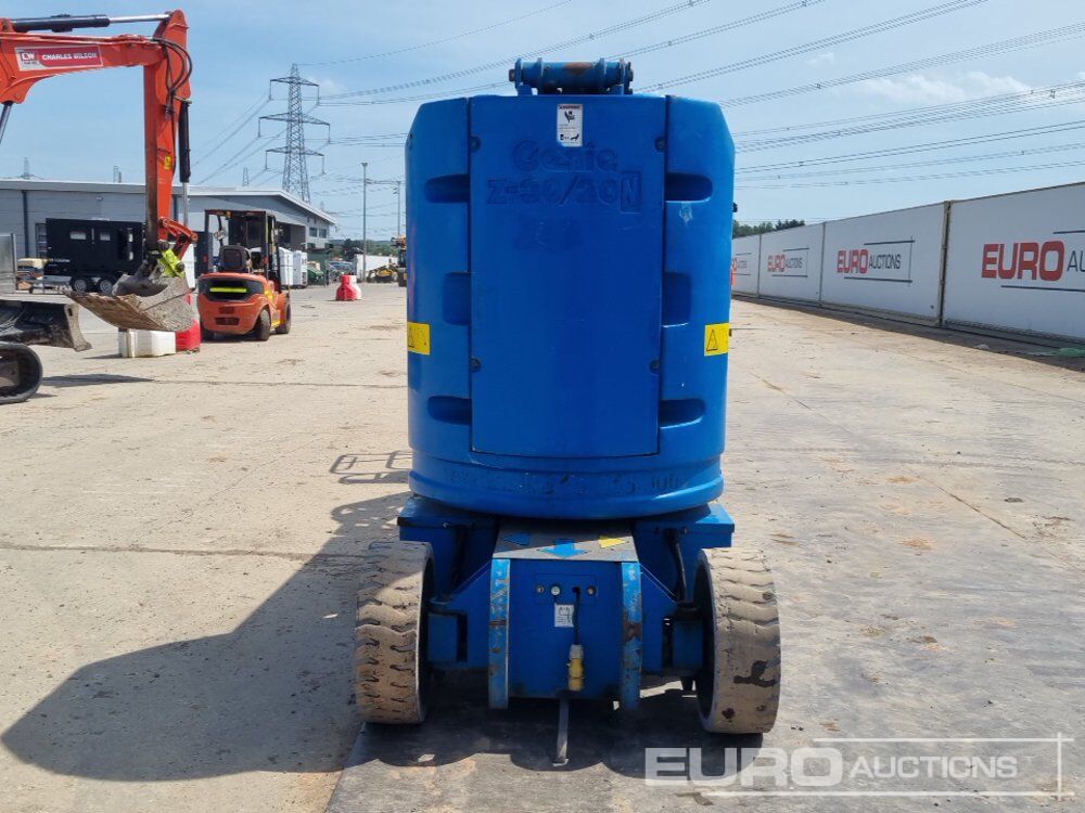 2012 Genie Z30/20N RJ - Nacelle: photos 4 2012 Genie Z30/20N RJ - Nacelle: photos 4