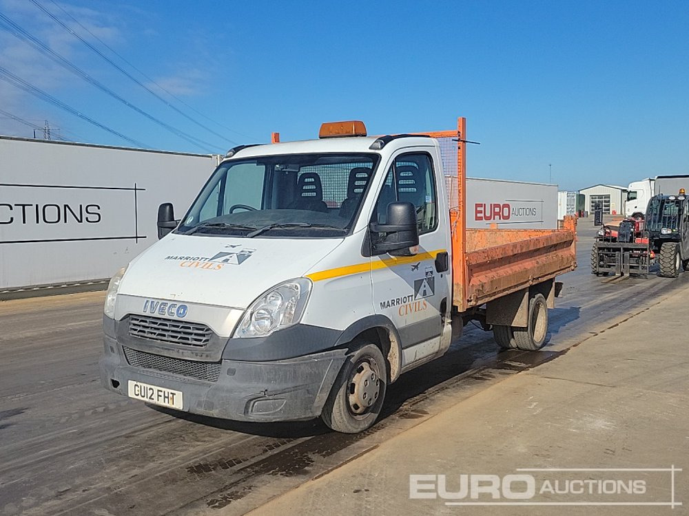 2012 Iveco 35C13 - Véhicule utilitaire benne: photos 1 2012 Iveco 35C13 - Véhicule utilitaire benne: photos 1