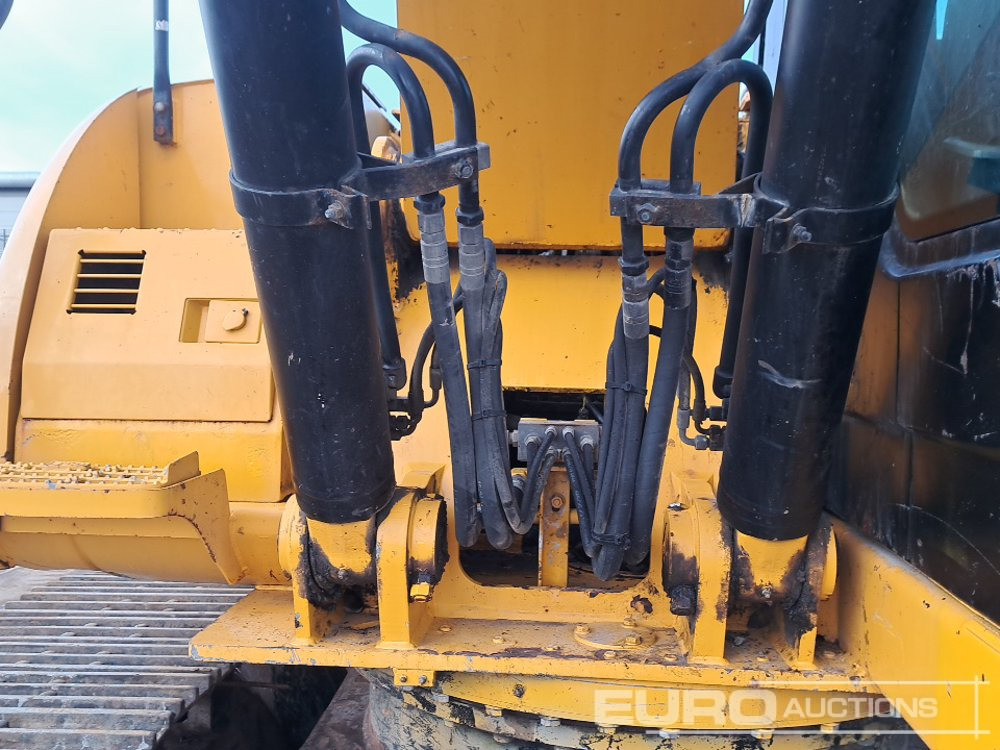 Pelle sur chenille 2012 JCB JS220LC: photos 25